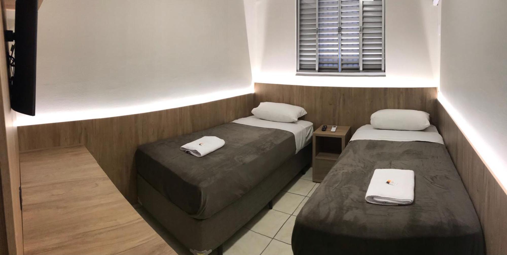 Ipe Hotel Curitiba - Aeroporto ภายนอก รูปภาพ